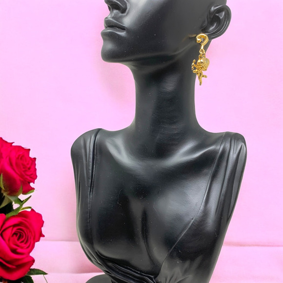 Vintage 1980s Gold Tone Cherub Heart Pierced Dangle Earrings Valentine Romantic - Picture 3 of 5